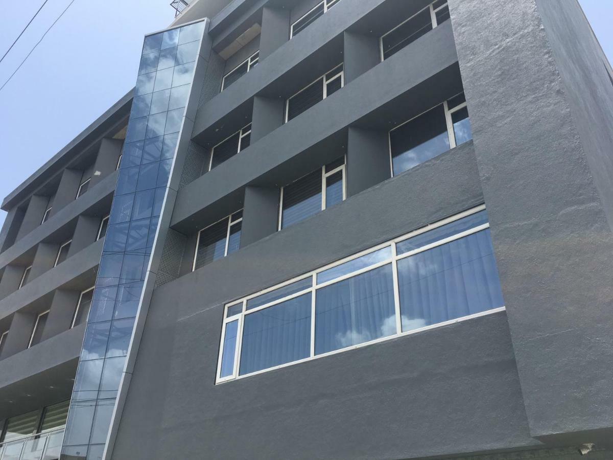 Kyriad Hotel Nashik By Othpl Εξωτερικό φωτογραφία
